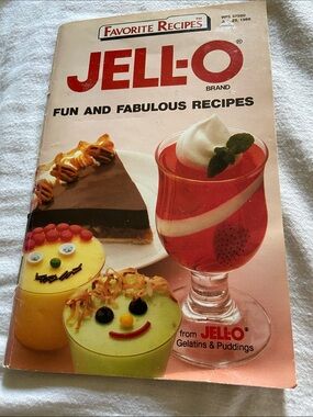 Vintage 80s 1980s Jello Jell-O Favorite Recipes Cookbook Fun dessert cook book